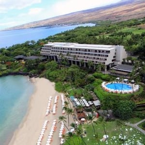 MKB-MaunaKeaBeachHotel-exterior